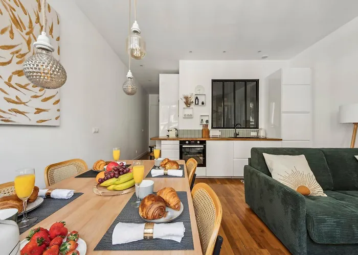 Le Louvre & Hotel De Ville - Cityapartmentstay Paris